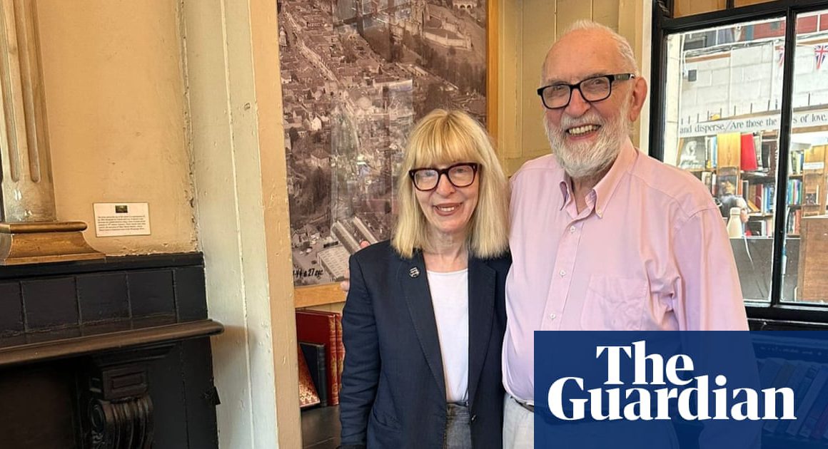 Secondhand Booksellers in UK and Ireland Suspect AI Firms Behind Bulk Orders