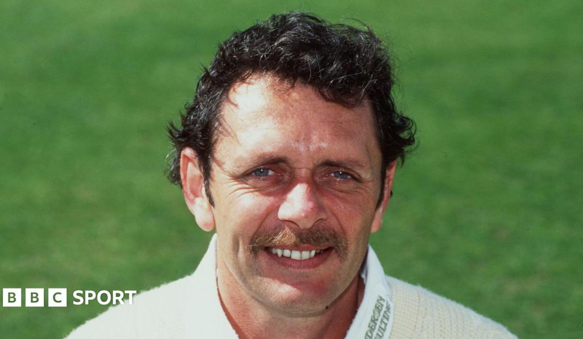 Steve Barwick, Former Glamorgan Bowler, Dies at 65