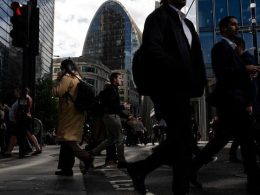 UK Productivity Gains Sustained, Economists Say