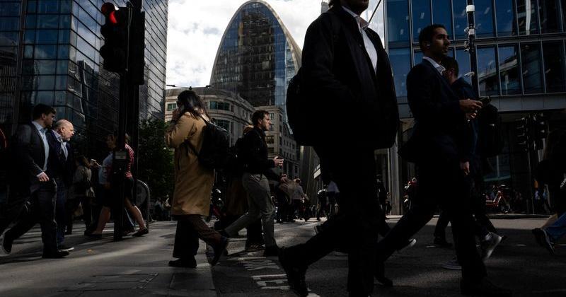 UK Productivity Gains Sustained, Economists Say