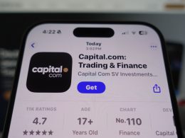 Capital.com UK Revenue Halves as Staff Shift to Group Entity