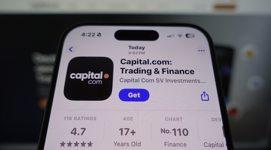 Capital.com UK Revenue Halves as Staff Shift to Group Entity