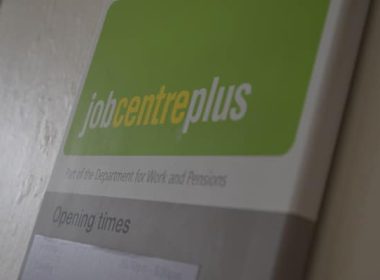 UK Household Confidence Dips as Job Fears Intensify
