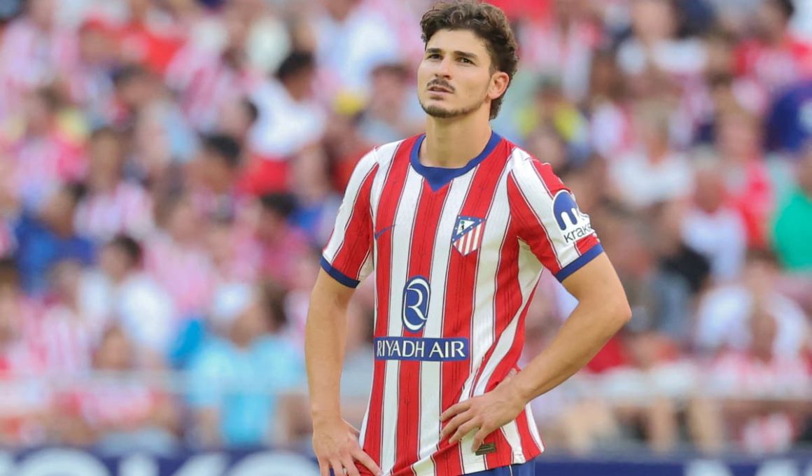 Arsenal Boosted as Atletico Open Alvarez Replacement Talks