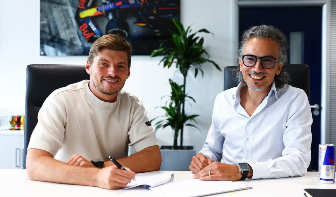 Verstappen Signs Red Bull Deal Through 2030