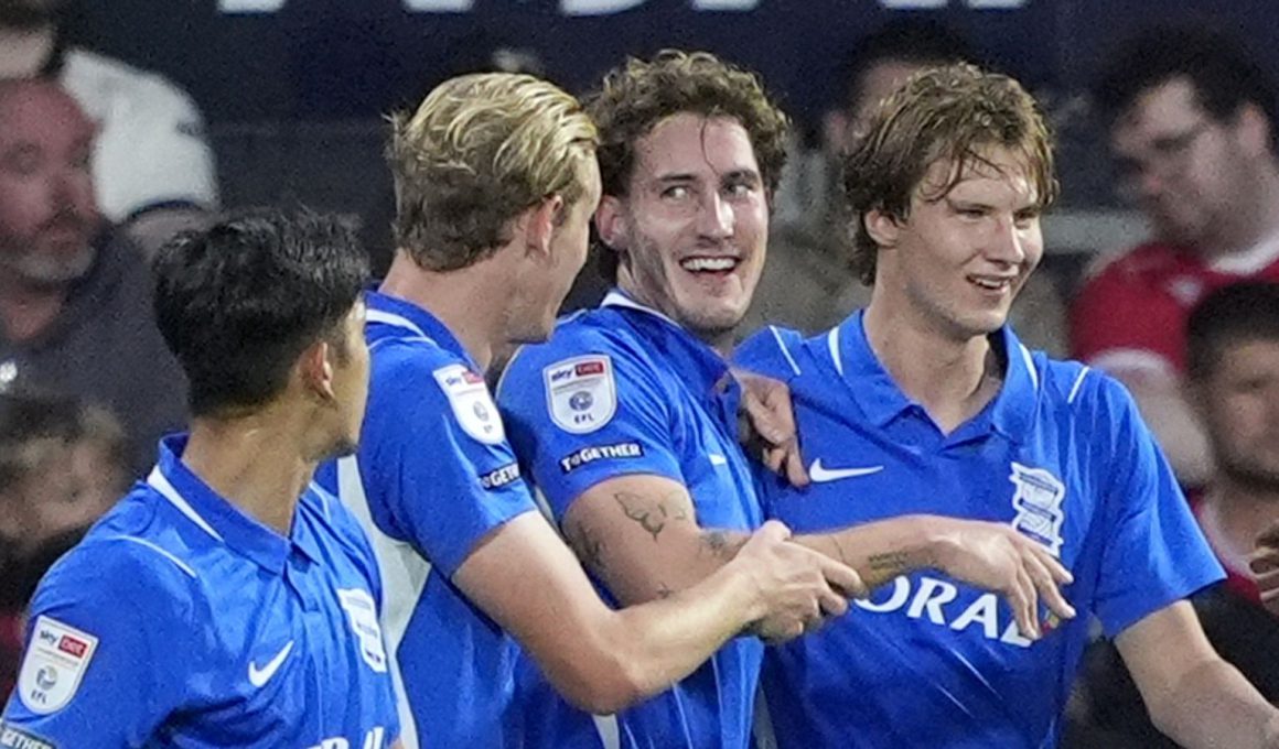 Birmingham Beat Wrexham 2-1