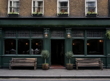 UK to Assess Business Rates for Pubs and Hotels