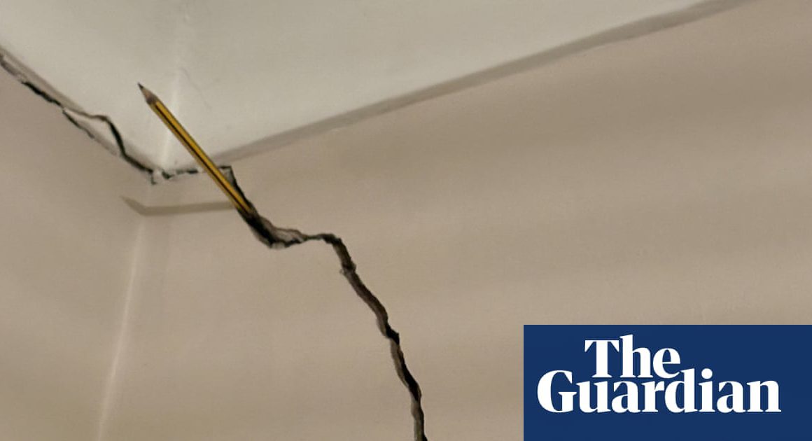 Insurers Face Subsidence Claims Surge as Homeowners Report Cracks