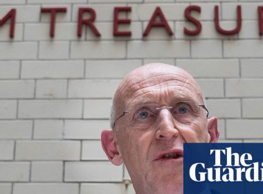 Long-Term UK Borrowing Costs Could Halve Chancellor's Headroom