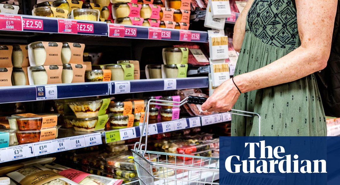 UK Food and Drink Trade Deficit Largest Since 2000 at £21bn