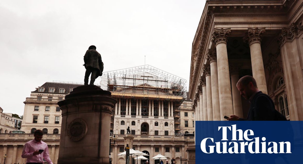 UK Government Faces Highest 30-Year Borrowing Cost Since 1998