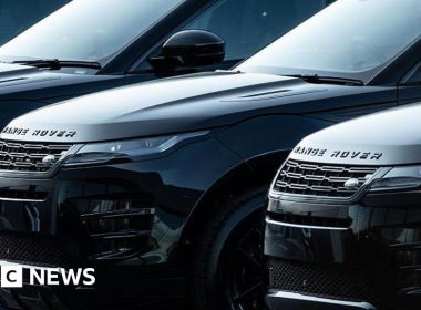 Minister to Meet Jaguar Land Rover Boss Amid Expected Job Cuts