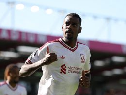 Isak Scores Again, Szoboszlai Set for More FPL Sales