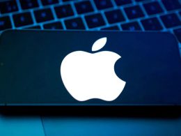 Apple Faces $2.7 Billion UK Suit Over Unfair App Tracking