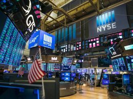 Tech Stocks Slip as AI Executives Urge Slowdown