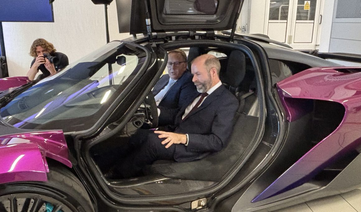 Business Secretary Pledges to Drive UK Automotive Growth