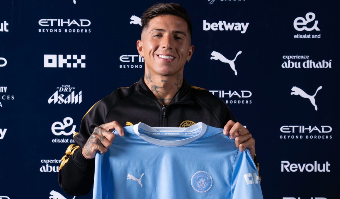 Man City Sign Fernandez for Joint-Record £125m Fee