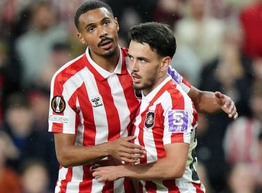 Le Fee Penalty Gives Sunderland Europa League Win Over AZ Alkmaar